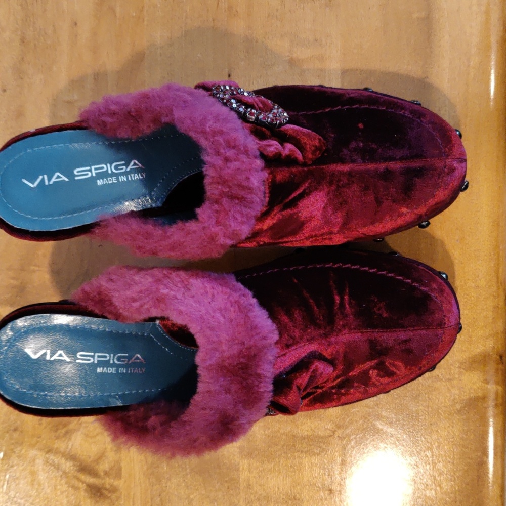 Via Spiga made in Italy burgundy velvet mules size 6.5 - Picture 2 of 14